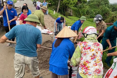 Huyện Thường Tín di dời hàng trăm hộ dân ở ven sông Hồng để tránh lũ