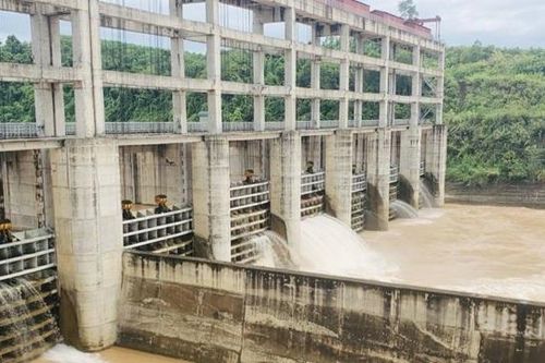 Nghệ An: nhiều hồ thủy điện đồng loạt thông báo điều tiết và tăng lưu lượng