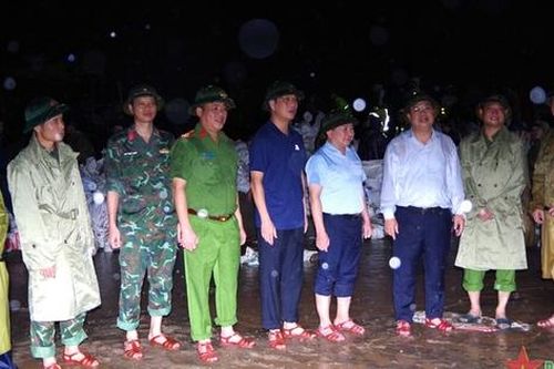 Bí thư Tỉnh ủy Nam Định thị sát, kiểm tra ứng phó mưa lũ tại 2 huyện, thành phố