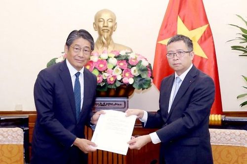 Nhật Bản cung cấp hàng cứu trợ khẩn cấp cho Việt Nam khắc phục thiệt hại bão số 3