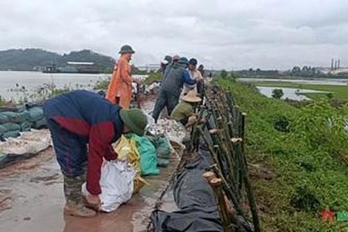 Tỉnh Bắc Giang tiếp tục khắc phục hậu quả mưa lũ, sơ tán nhân dân ra khỏi vị trí nguy hiểm