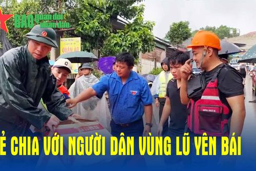 Sẻ chia với người dân vùng lũ Yên Bái