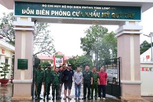 Bắt giữ đối tượng bị truy nã chạy trốn sang Campuchia