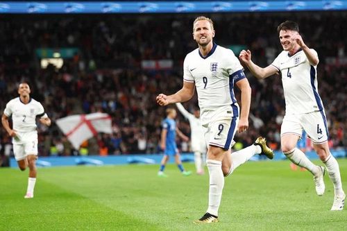 Harry Kane ghi cú đúp trong trận thứ 100 cho tuyển Anh