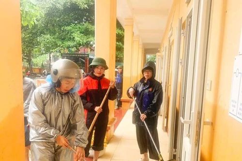 Yên Bái: Huyện Văn Yên khẩn trương vệ sinh trường lớp đón học sinh trở lại