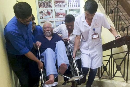 Lũ trên sông Hồng tại Hà Nội vượt mức báo động 2, Hà Nội sơ tán hơn 1.000 người dân trong đêm