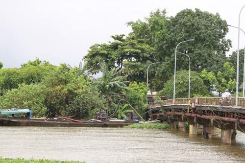 Hà Nam: Cấm xe ô tô qua cầu Phù Vân cũ