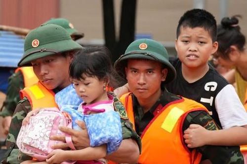 'Chúng tôi chỉ biết nói lời cảm ơn'