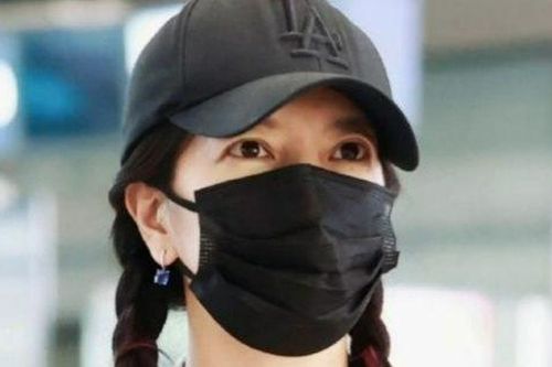 Triệu Vy bít cửa trở lại