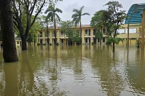 Nhiều trường học đóng cửa, Hà Nội kích hoạt học trực tuyến