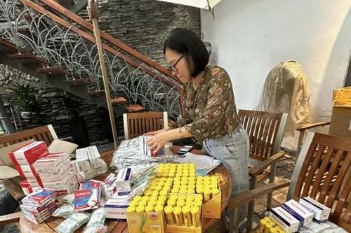 Người dân vùng lũ cần viện trợ gì?