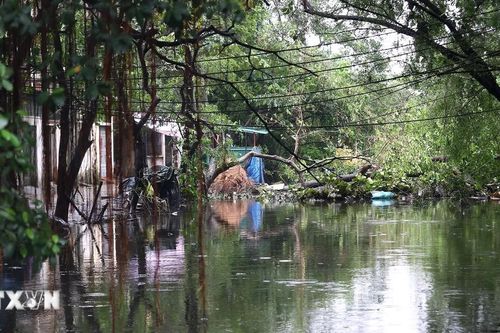 Hà Nội: Nhiều khu vực tại quận Hà Đông vẫn bị ngập sâu