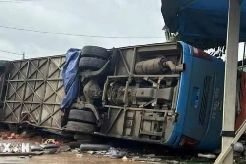 Vụ lật xe khách ở Đắk Lắk: Hai người bị thương đã được xuất viện