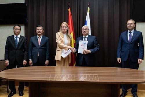 LB Nga - Việt Nam thúc đẩy hợp tác Giáo dục và Khoa học - Công nghệ