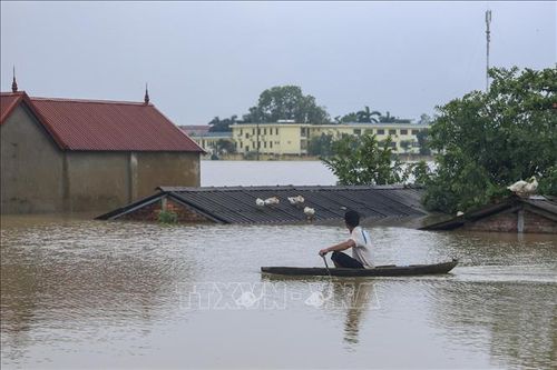 Hà Nội: Cấm các phương tiện đường thủy hoạt động ở một số sông, suối, hồ