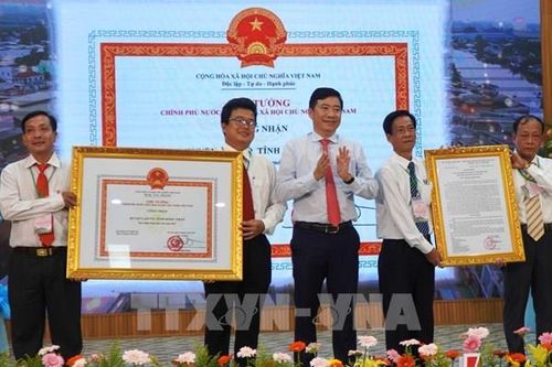 Đồng Tháp công bố quyết định huyện Lấp Vò đạt chuẩn nông thôn mới
