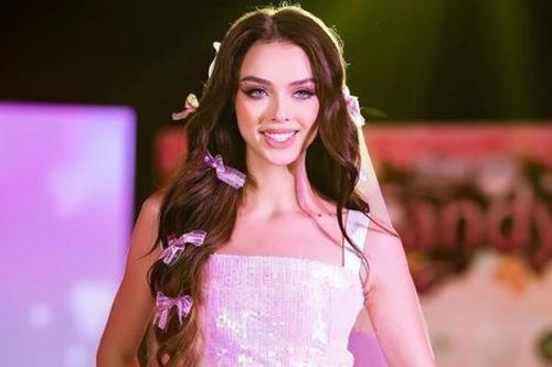 Vợ thủ môn Bùi Tiến Dũng bất ngờ bị chê về ngoại hình