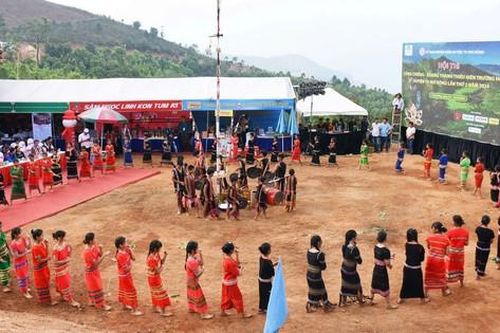 Tu Mơ Rông, Kon Tum: Đời sống đồng bào Xơ Đăng khởi sắc nhờ chính sách dân tộc