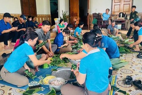 Phụ nữ Nghệ An với những việc làm thiết thực, ý nghĩa hướng về vùng lũ