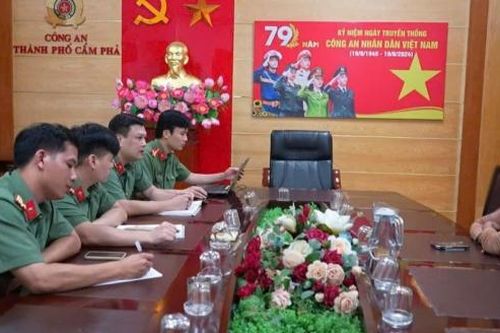 Quảng Ninh: Công an triệu tập chủ facebook 'Song An hải sản' đưa tin sai sự thật về tình hình bão lũ