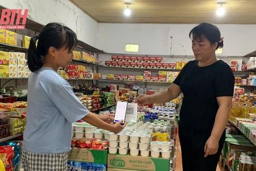 Đẩy mạnh chuyển đổi số từ cơ sở