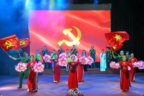 10 đoàn tham gia Liên hoan Tiếng hát Cựu chiến binh tỉnh lần thứ nhất, năm 2024
