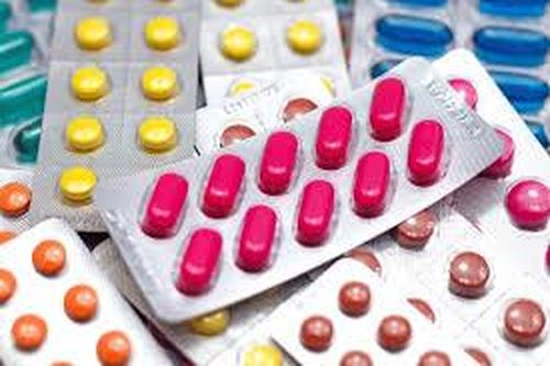 Viêm khớp sưng đau nên điều trị bằng thuốc gì?