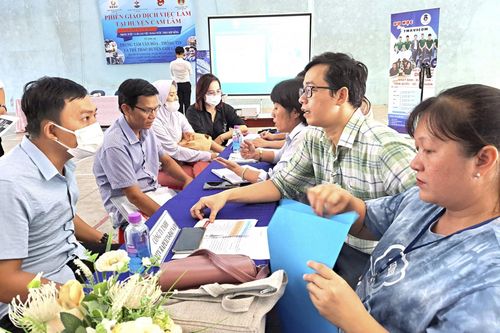Nỗ lực tạo việc làm tăng thêm