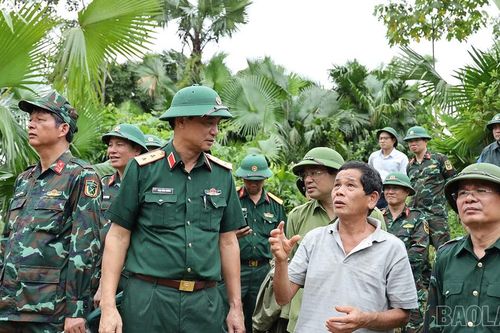 Tư lệnh Quân khu 2 trực tiếp chỉ huy công tác khắc phục hậu quả thiên tai, tìm kiếm cứu nạn trận lũ quét đặc biệt nghiêm trọng tại Làng Nủ