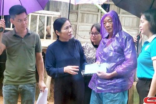 Mộc Châu thăm hỏi, động viên các hộ dân bị ảnh hưởng thiên tai