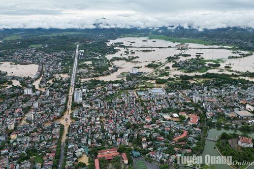 Những hình ảnh lũ lụt tại thành phố Tuyên Quang nhìn từ trên cao