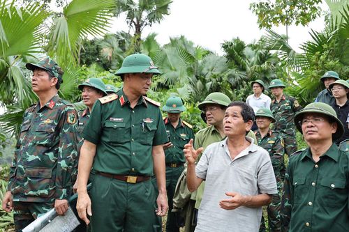 Tư lệnh Quân khu 2 trực tiếp chỉ đạo tìm kiếm cứu nạn trận lũ quét đặc biệt nghiêm trọng tại Làng Nủ