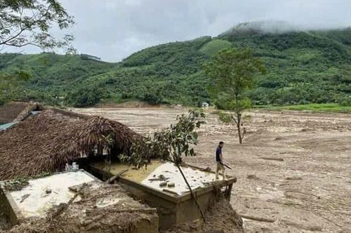 Lào Cai: Lũ quét, sạt lở đất đặc biệt nghiêm trọng, 16 người chết, 70 người mất tích