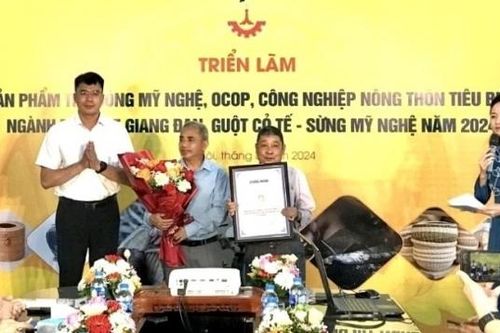 Hà Nội: Quảng bá sản phẩm làng nghề gắn với phát triển du lịch