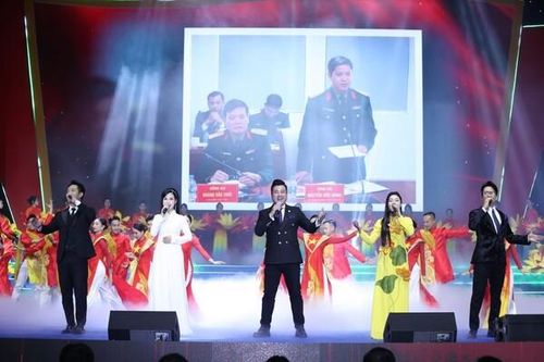 'Vinh quang thầm lặng 2024' chương trình nghệ thuật đặc biệt viết tiếp lịch sử hào hùng