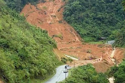 Lũ lụt, sạt lở ở Cao Bằng: Sóng Viettel duy trì liên lạc cứu hộ, cứu nạn