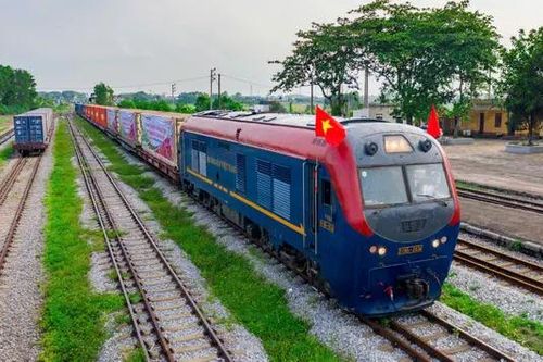 Đường sắt vận chuyển miễn phí hàng cứu trợ