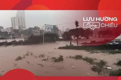 Mẹ ơi, bão đã đi rồi