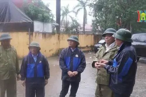 Giám đốc Công an Thành phố kiểm tra công tác chống lũ