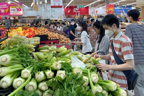 Phục vụ miền Bắc lũ lụt, siêu thị cam kết đủ hàng, không tăng giá bán