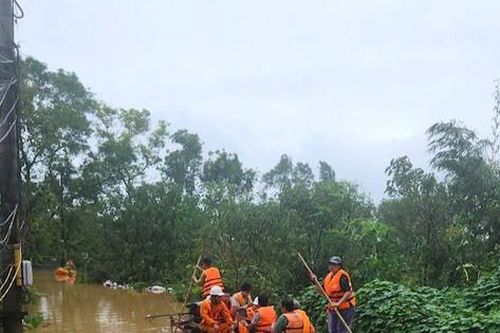 Hà Nội: Ngừng cấp điện các điểm ngập để bảo đảm an toàn