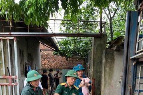 Ấm tình đồng chí, nghĩa đồng bào