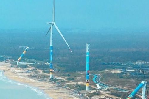 Các trang trại gió ở Trung Quốc đứng vững trong bão Yagi, chỉ một bị tàn phá