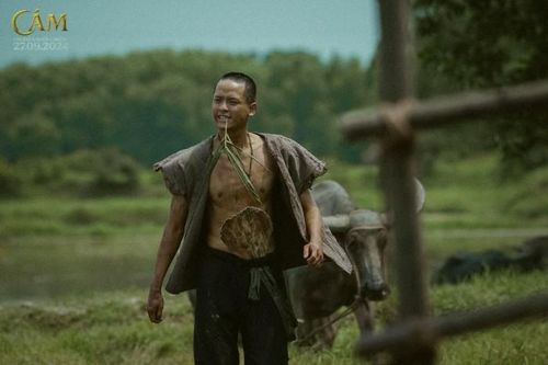 Trần Doãn Hoàng: 'Chàng thơ' biến hóa đa màu lột xác thành Bờm bí ẩn