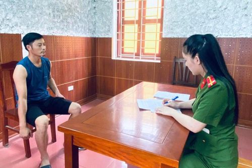 Bắt đối tượng giả danh cán bộ tình báo lừa đảo chiếm đoạt tài sản