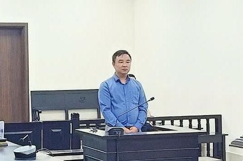 Bị lừa tiền vì tưởng phải 'chạy' mới có giấy phép xuất khẩu quặng