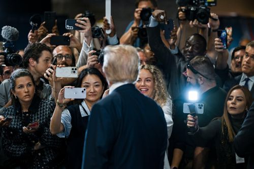 Ông Trump 'bên ngoài phấn khởi, bên trong rối bời'