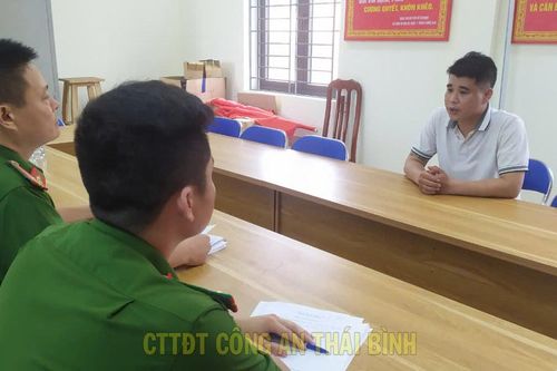 Thái Bình: vận động đối tượng truy nã ra đầu thú