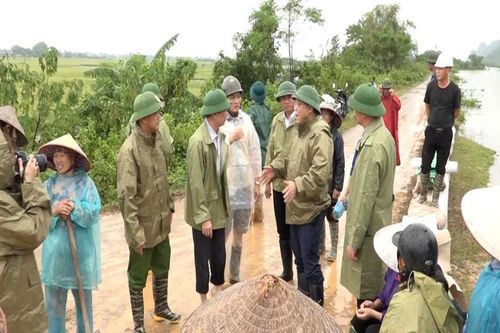 Giám đốc Công an Hà Nội kiểm tra phòng chống mưa lũ ở huyện Mỹ Đức