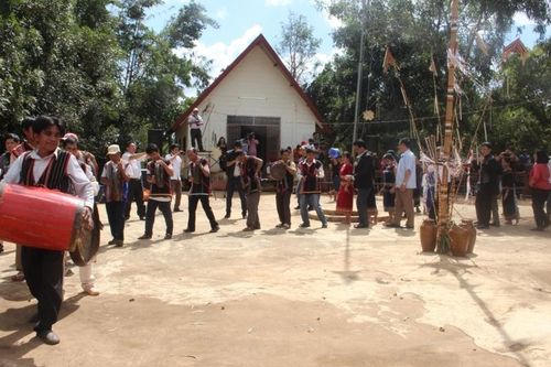 Đắk Lắk: 20 năm thắm tình kết nghĩa